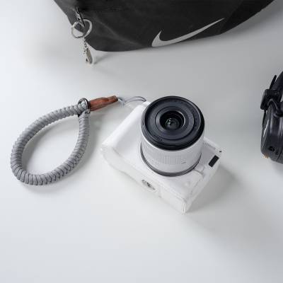 Кожаный чехол SmallRig Leather Case Kit для Canon EOS R50 V (Белый) 5431