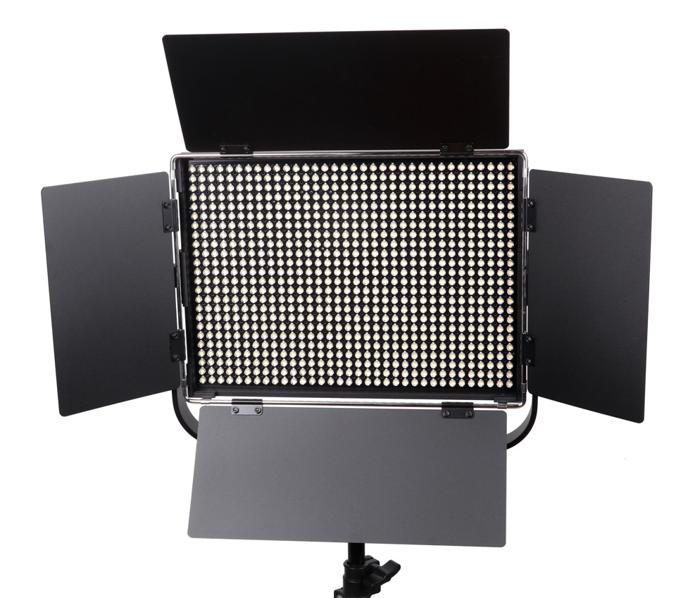 свет Viltrox VL-D60T шторки