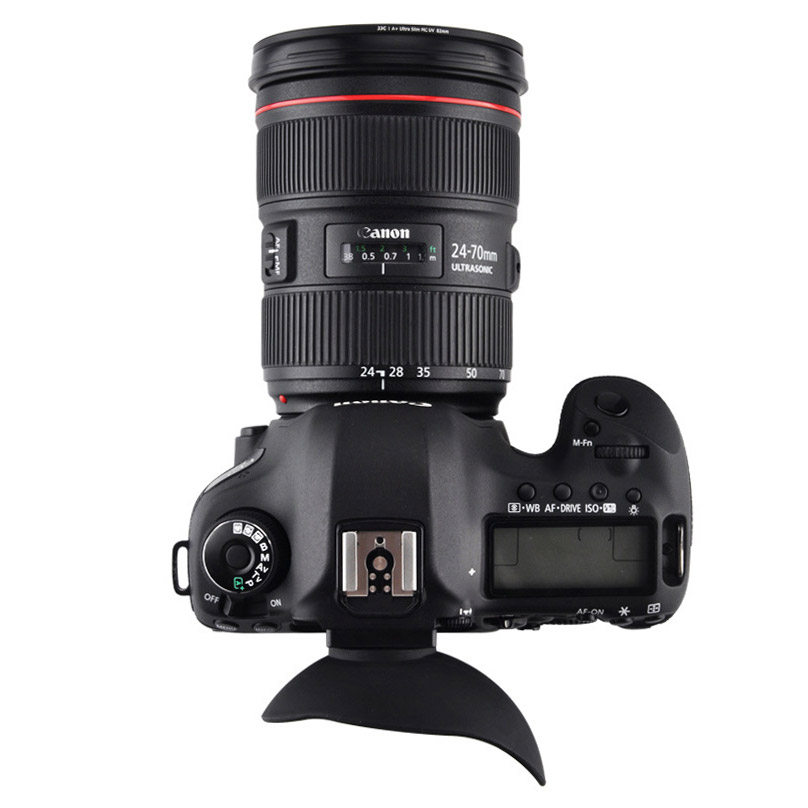 Наглазник овальный на камере 5d Mark iV