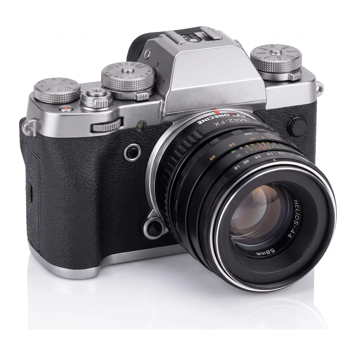 Объектив Гелиос-44 на камере Fujifilm X через переходное кольцо OneCine M42-FX