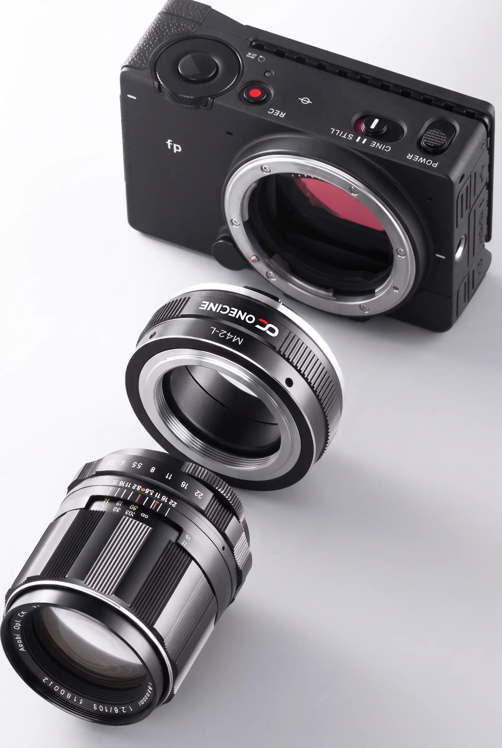 Переходное кольцо OneCine M42-L между камерой Sigma fp и объективом M42 — схема установки