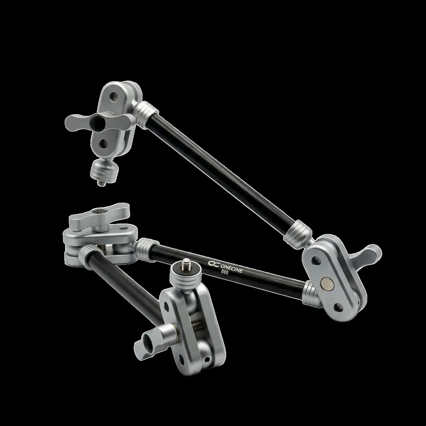 Два шарнирных держателя OneCine Magic Arm D80 на чёрном фоне