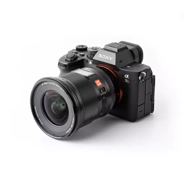 Объектив Viltrox 16 мм F1.8 для Sony E