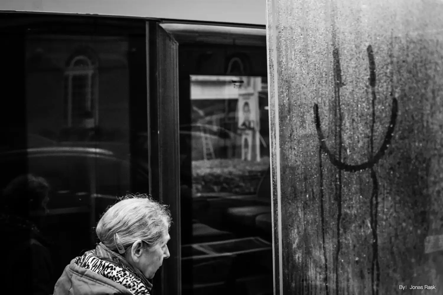 Объектив TTartisan 35 мм F0.95 для Canon EOS R (APS-C)