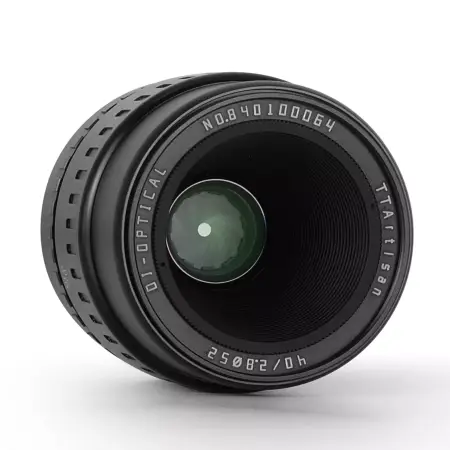 Объектив TTartisan 40 мм F2.8 Macro APS-C для Canon EOS R