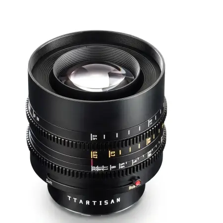 Объектив TTartisan 85 мм T2.1 Full Frame Cine Dual-Bokeh для Sony E — вид сверху по центру кадра, кольца фокуса и диафрагмы