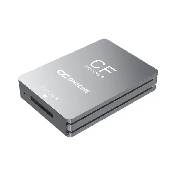 Картридер OneCine CFexpress Type A — алюминиевый корпус и слот для карты CFexpress Type A
