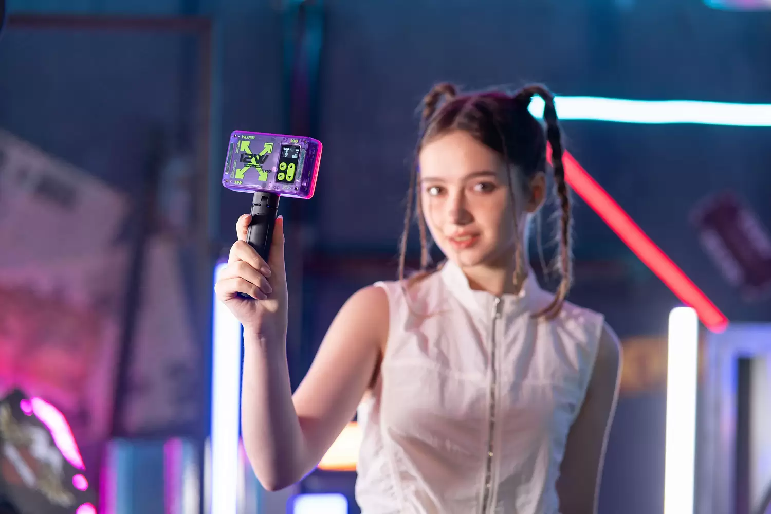 Светодиодный свет Viltrox RB-V12 RGB Светодиодный свет Viltrox RB-V12 RGB