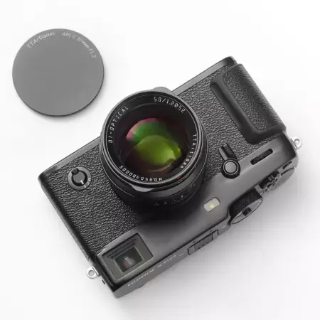Объектив TTartisan 50 мм F1.2 APS-C для L mount