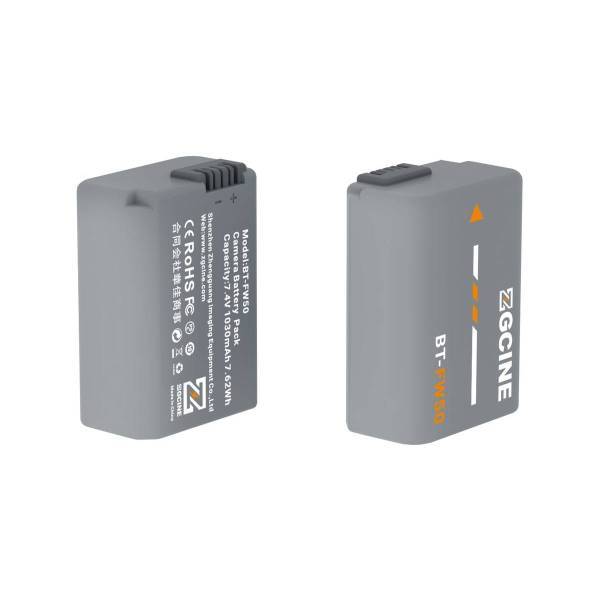 Аккумулятор ZGCINE FW50 для Sony — две батареи с двух сторон на белом фоне