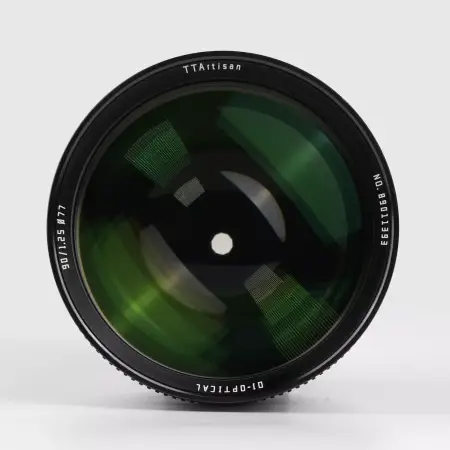 Объектив TTartisan 90 мм F1.25 для Fujifilm GFX