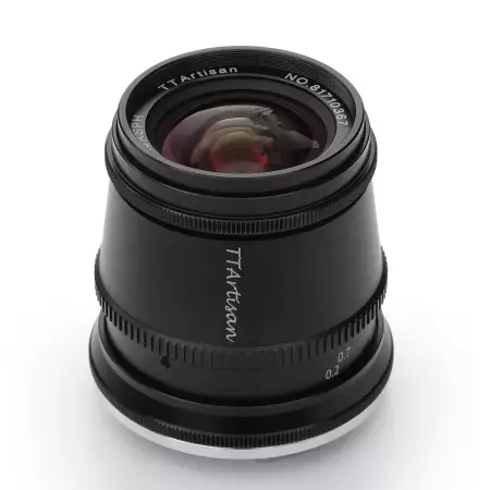 Объектив TTartisan 17 мм F1.4 APS-C для L mount