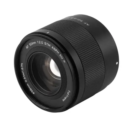 Объектив Viltrox AF 50 мм F2.0 AIR FE для Sony E вид спереди