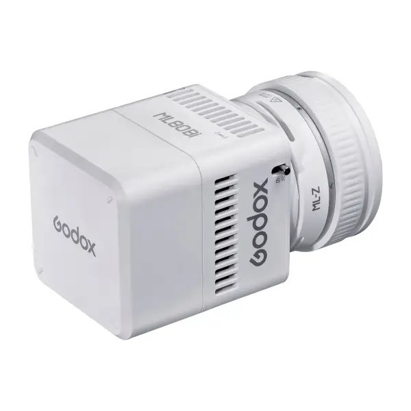 Godox ML80Bi сзади с рефлектором ML-Z