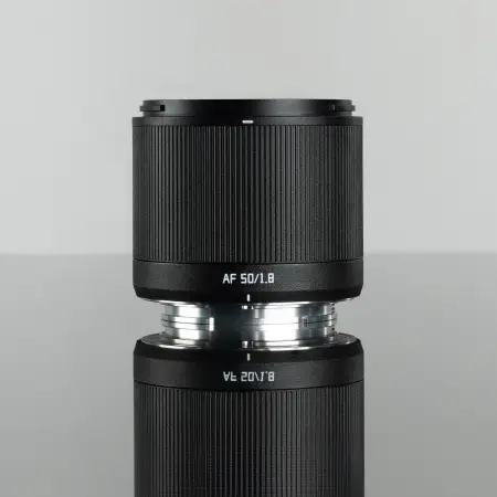 Объектив TTartisan AF 50 мм f1.8 Neo для Sony E — вид спереди