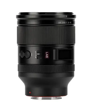 Объектив Viltrox AF 35 мм F1.2 LAB FE для Sony вид сбоку