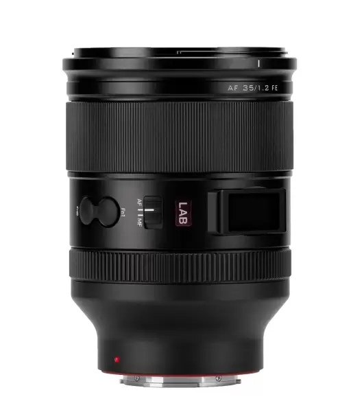 Объектив Viltrox AF 35 мм F1.2 LAB FE для Sony вид сбоку
