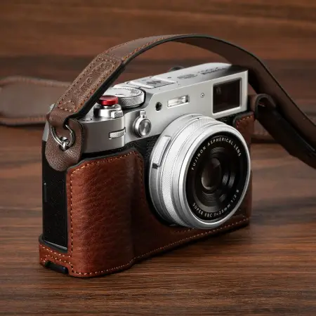 Кожаный чехол SmallRig для FUJIFILM X100VI (коричневый) 4699