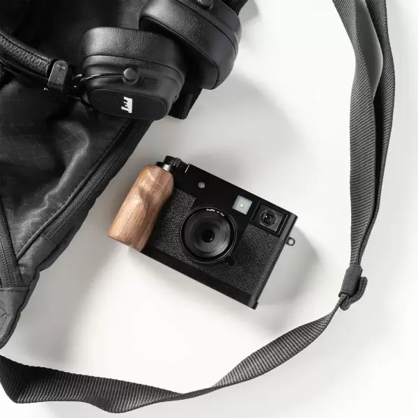 L площадка SmallRig with Wooden Handle для Fujifilm X half (Черный) 5224 L площадка SmallRig with Wooden Handle для Fujifilm X half (Черный) 5224