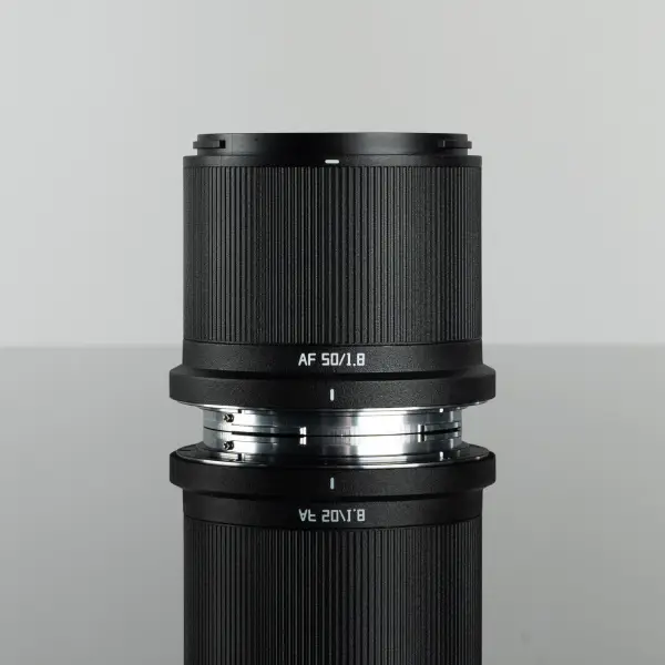 Объектив TTartisan AF 50 мм f1.8 Neo для Nikon Z — вид сбоку, байонет Nikon Z