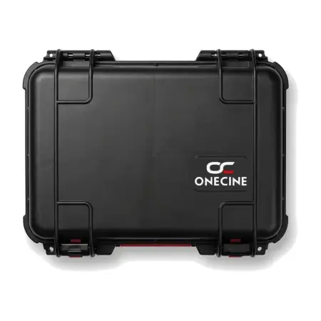 Крышка кейса OneCine Vault 2709 сверху с шильдиком ONECINE