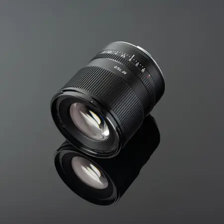 Объектив TTartisan AF 75 мм F2 для L mount Full Frame