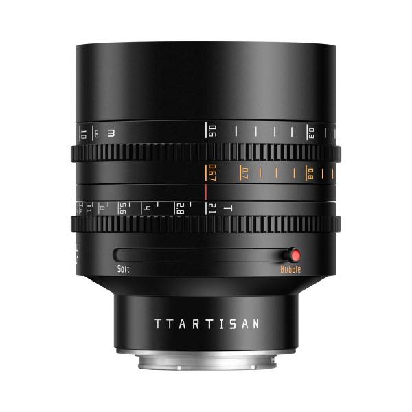 Объектив TTartisan 85 мм T2.1 Full Frame Cine Dual-Bokeh для Sony E — вид сбоку на белом фоне, шкалы фокуса и диафрагмы