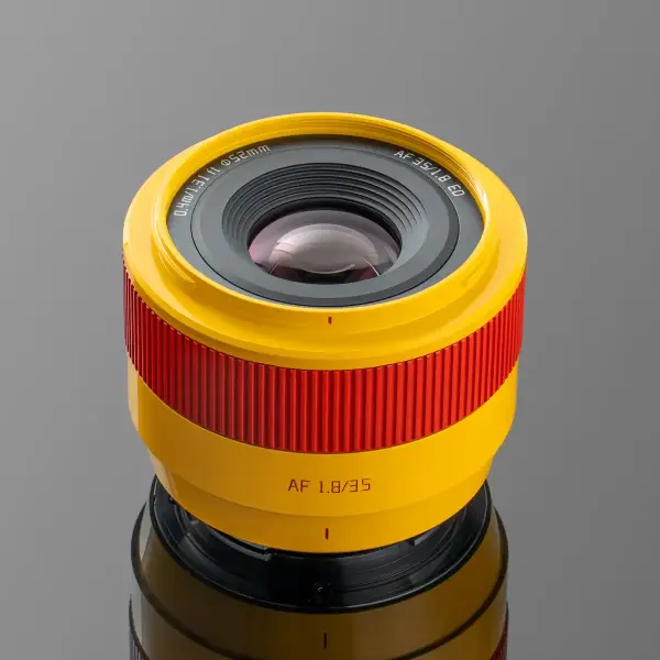 Объектив TTartisan AF 35 мм F1.8 mark II APS-C для Fuji X оранжевый